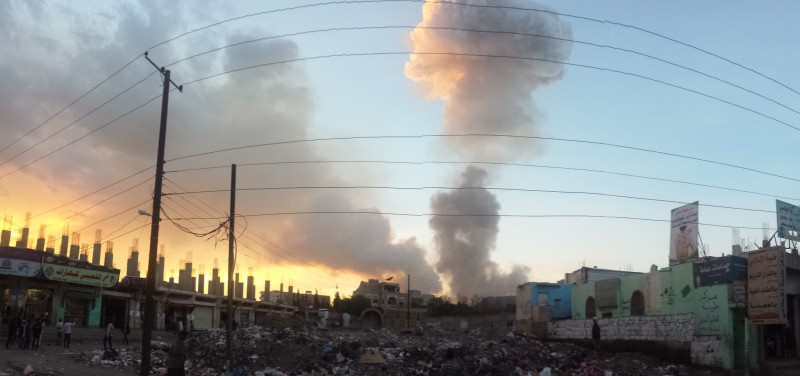 Air strike in Sana'a, May 5, 2015. Photo by Ibrahem Qasim. CC 2.0.
