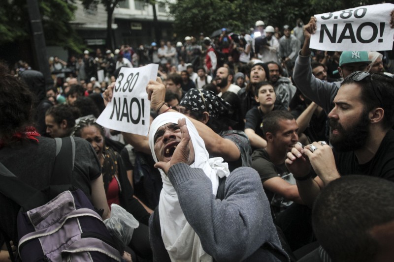 São Paulo will have its fifth protest against the fare hike this month on January 21st. Photo: Mídia Ninja, CC 2.0