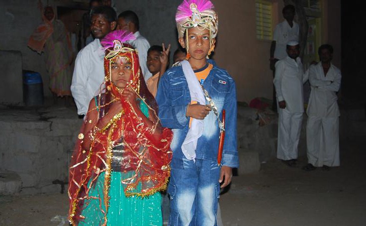 這是童婚嗎？圖片來自Flickr，Naga Rick攝。 (2009) CC BY-NC-ND