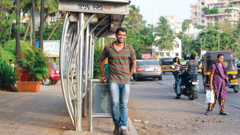 E povestea lui Amin Sheikh, omul care a vrut să schimbe soarta copiilor care au crescut pe străzile din Bombay. Licență: Humans of Bombay