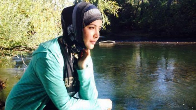 Asmaa Albukaie, pengungsi pertama Suriah di Idaho, di negaranya yang baru. Kredit: Atas perkenan Asmaa Albukaie