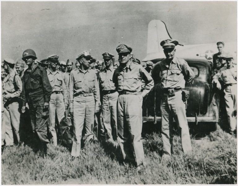 General MacArthur lands in Japan