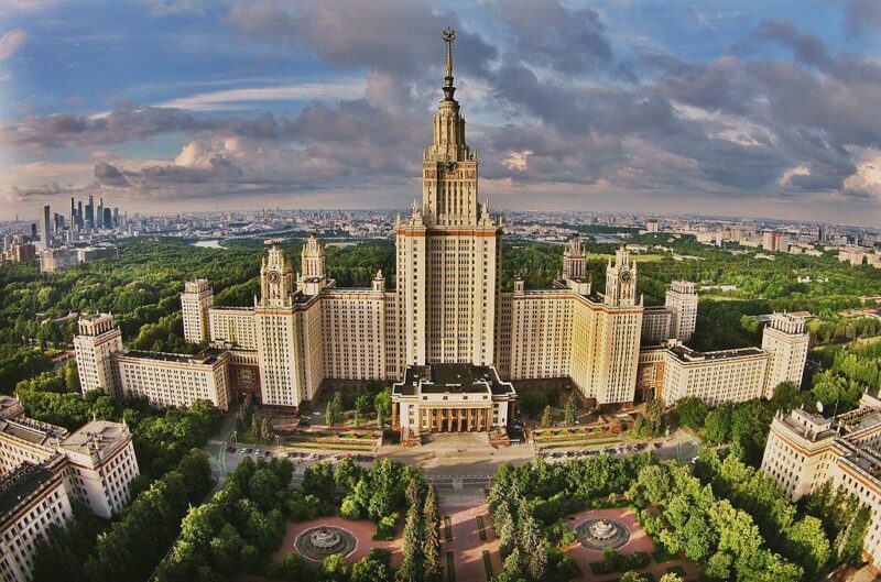 Moscow Lomonosov State University, aerial view. Image by I.s.kopytov, CC BY-SA 4.0, via Wikimedia Commons.