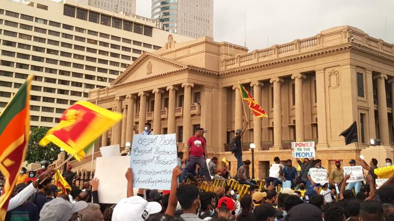  Protesters at the Presidential Secretariat in Colombo, Sri Lanka. Image via Groundviews. Used under a partnership agreement.