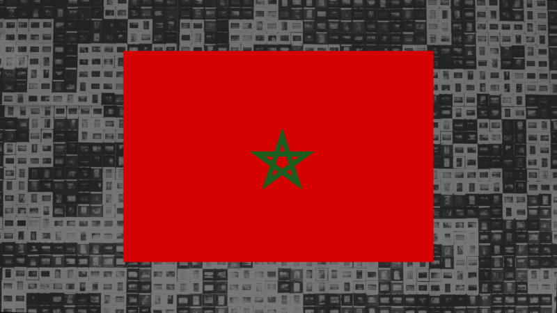 Gros plan du drapeau marocain.