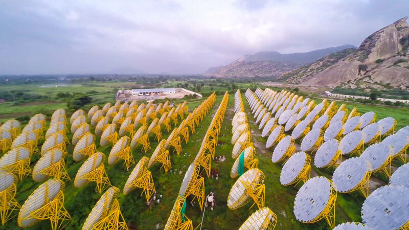 La centrale thermique solaire d'1 MW India - One à Abu Road, au Rajasthan