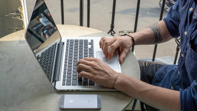 Vietnam laptop in an Internet cafe